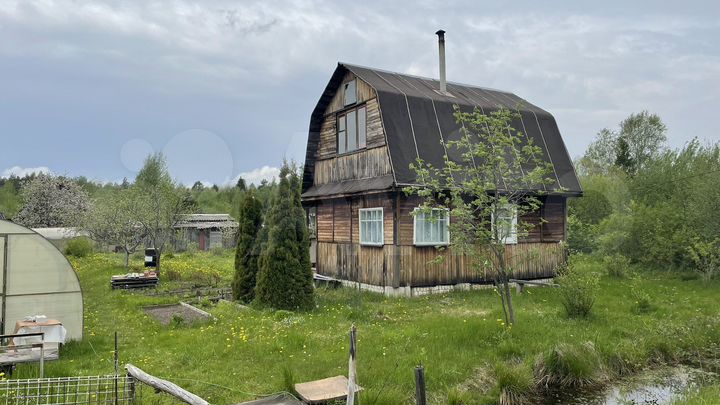 Дача 40 м² на участке 8 сот.