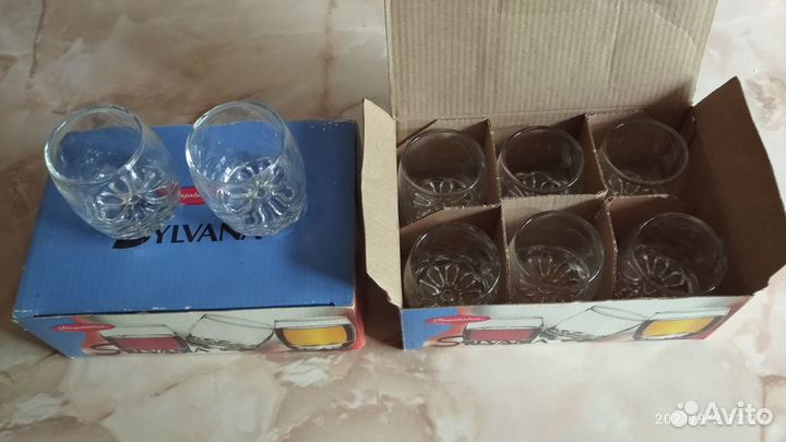 Стопки, стаканы, графин