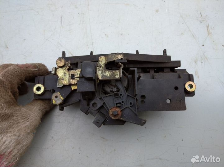 Ручка багажника Ауди А3