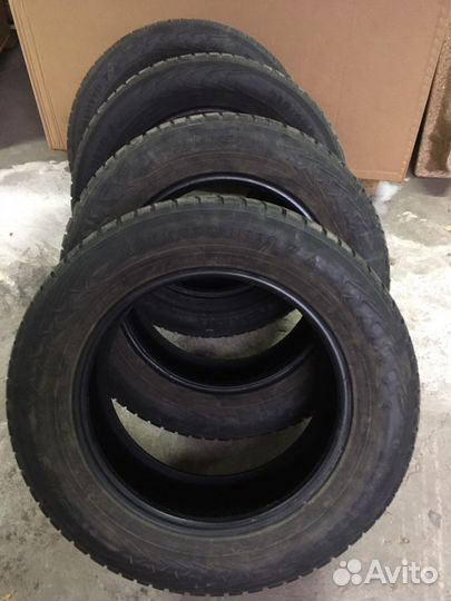 Nokian Tyres Hakkapeliitta 7 215/60 R16