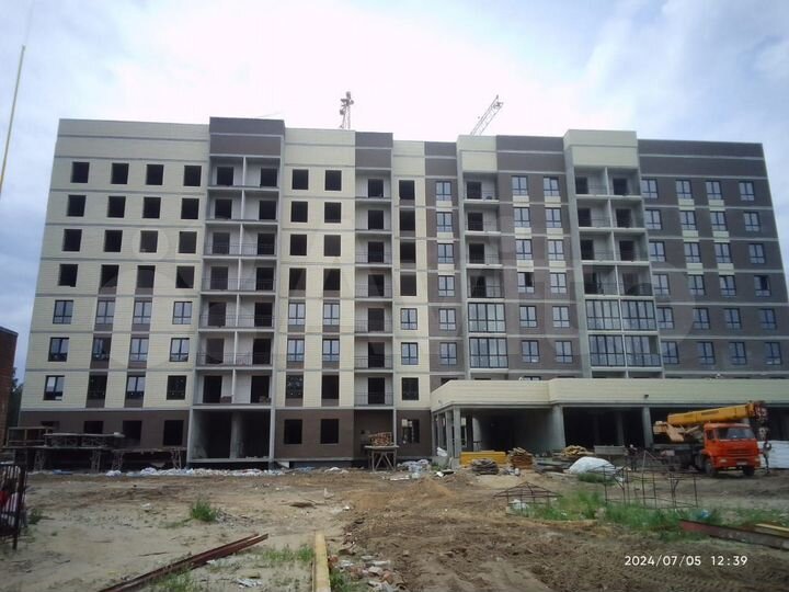 2-к. квартира, 69 м², 8/8 эт.