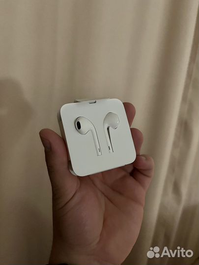 Наушники apple earpods lightning и переходник