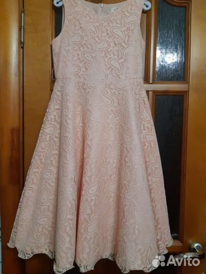 Платье праздничное