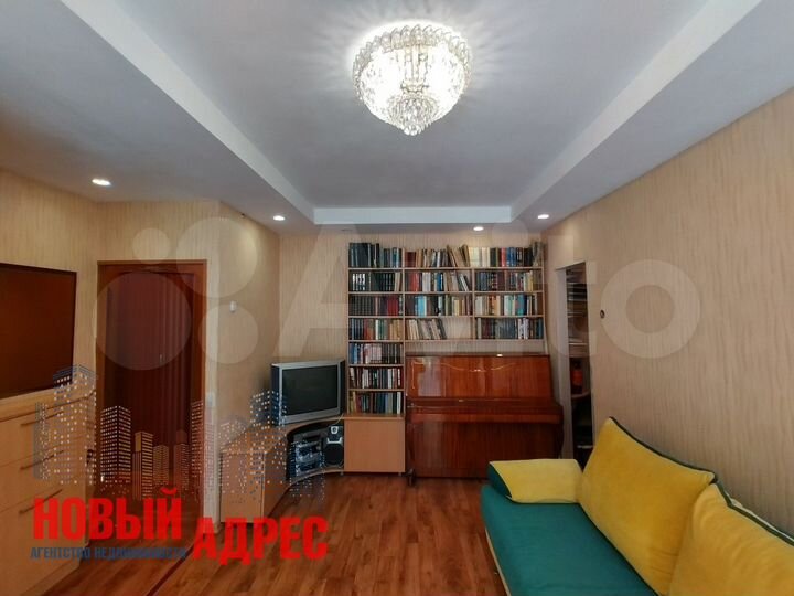 2-к. квартира, 42,1 м², 2/4 эт.