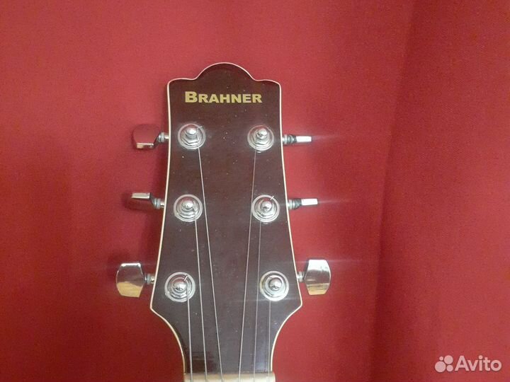 Электроаккстика дредноут