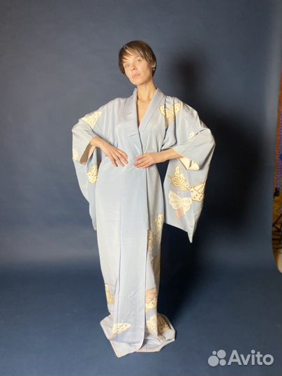 Женские шелковые кимоно из Японии