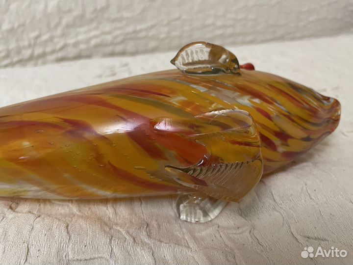 Рыбка хрустальная со сколами