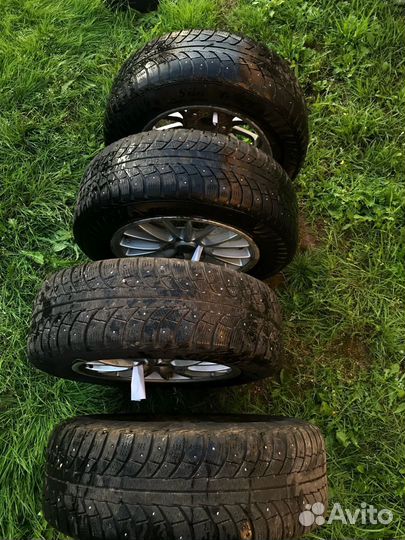 R15 American Classic American Classic 195/60, PCD 5x108 DIA 54