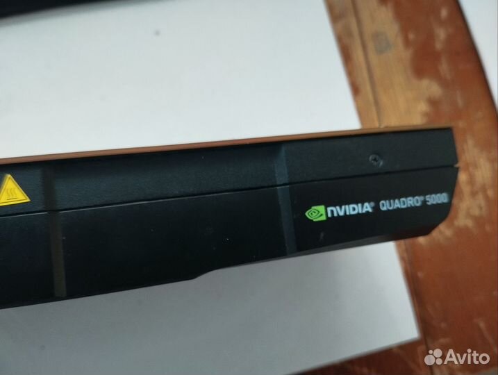 Видеокарта nvidia quadro 5000 2,5 Gb