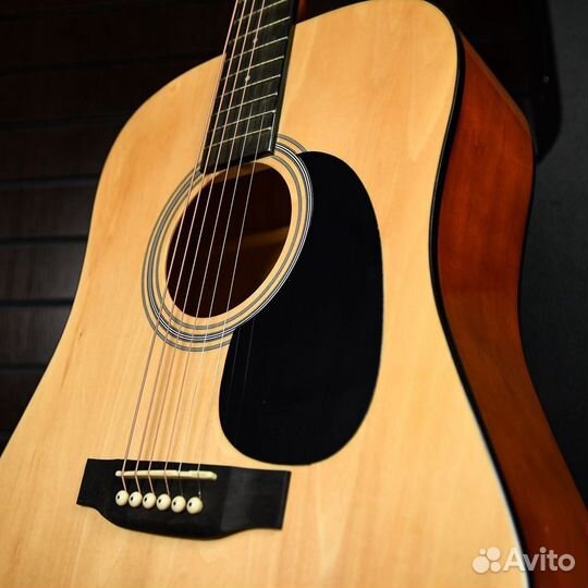 Электроакустическая гитара Martinez + аксессуары