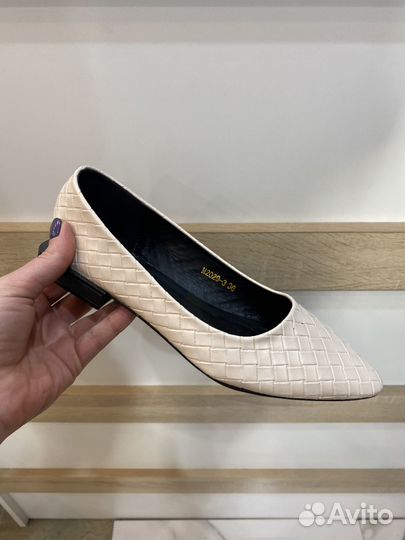 Балетки в бежевом цвете