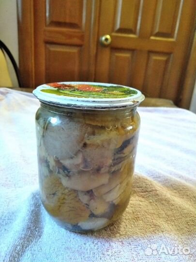 Грибы маринованные