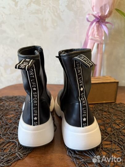 Ботинки женские 36 размер