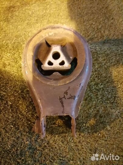 Опора двигателя (подушка двс) задняя 3M51-6P082-C