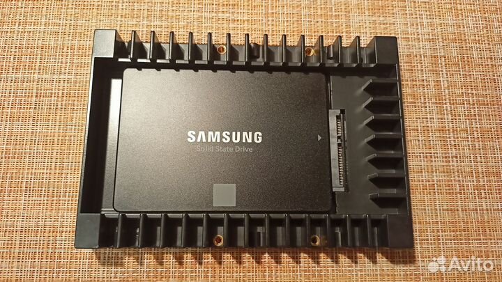 Адаптер, переходник, бокс для SSD 2,5”— 3”