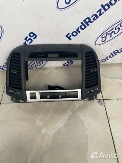 Рамка магнитолы Hyundai Santa Fe CM 2.2 (D4EB)