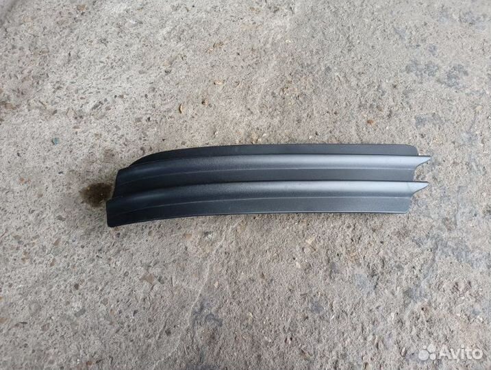 Заглушка бампера передняя левая Man