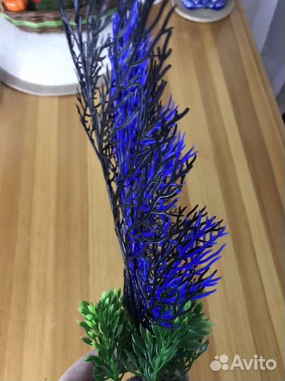 Искусственное растение для аквариума