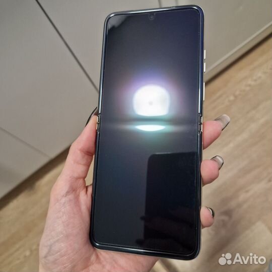 Motorola Razr 40, 8/256 ГБ