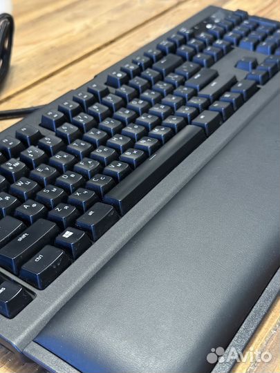 Клавиатура Razer Blackwidow Chroma V2