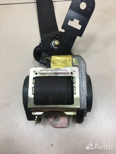 Ремень безопасности с пиропатроном передний правый