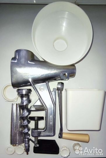 Мясорубка и соковыжималка СССР