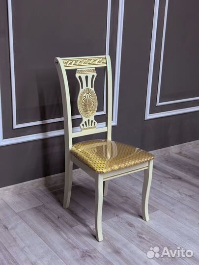 Стул / В наличии стулья