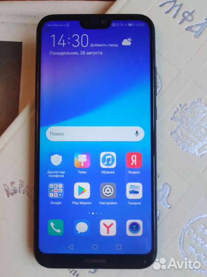 Телефон huawei p20 lite