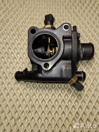 Корпус термостата Ford Mondeo 1