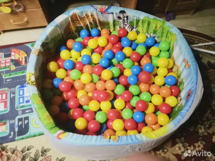 Сухой бассейн сафари и 250 шарикоа
