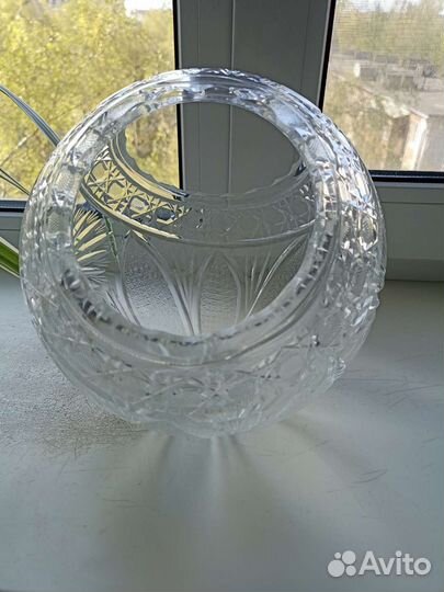Ваза хрустальная