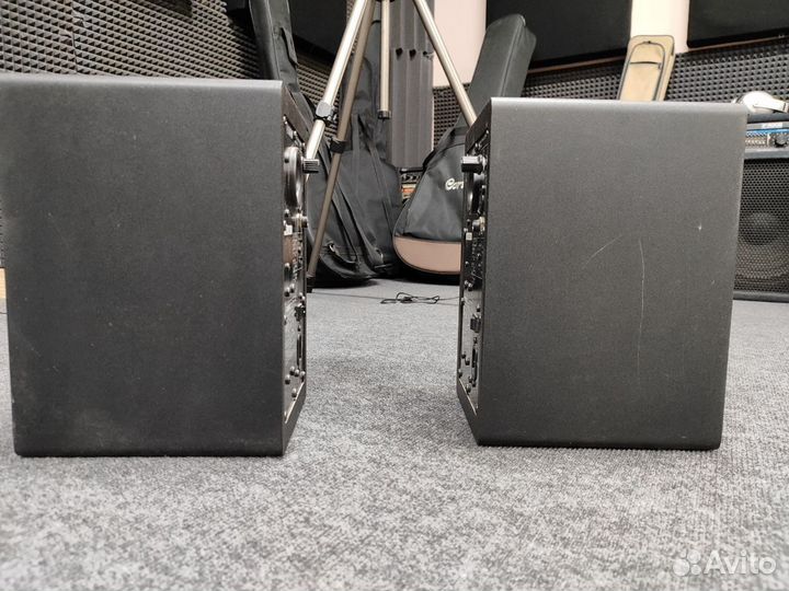 Студийные мониторы yamaha HS5