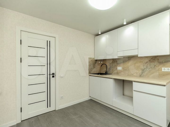 3-к. квартира, 66 м², 3/9 эт.