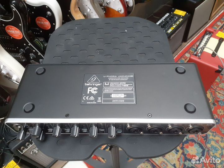 Внешняя звуковая карта Behringer UMC 404 HD