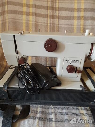 Швейная машина Чайка 134 с электроприводом