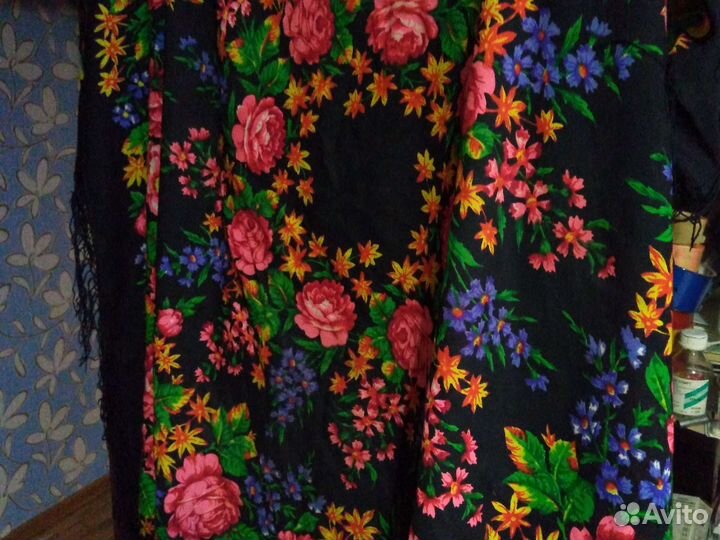 Павлопасадский платок шерстяной