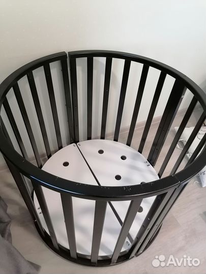Детская кроватка трансформер с маятником