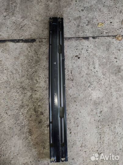 Усилитель бампера задний Nissan X-Trail T32 T32