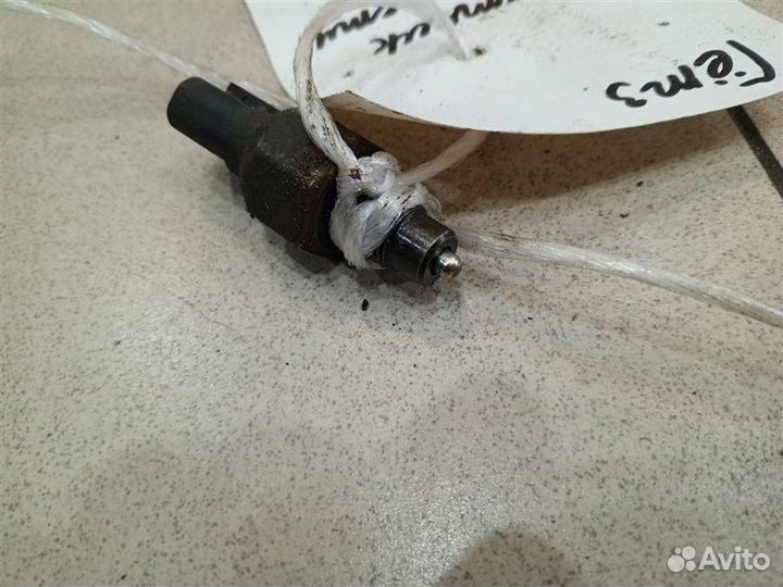 Датчик включения заднего хода Hyundai Getz 2002-2