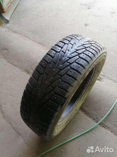 Nokian Tyres Hakkapeliitta 7 235/65 R17