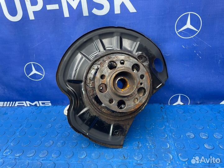 Кулак поворотный задний правый Mercedes S350 W221