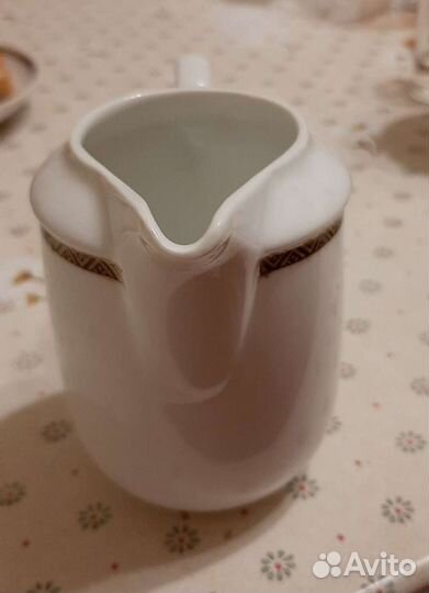 Сливочник фарфор