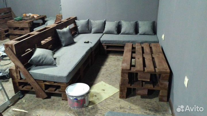 Мебель из поддонов в стиле лофт