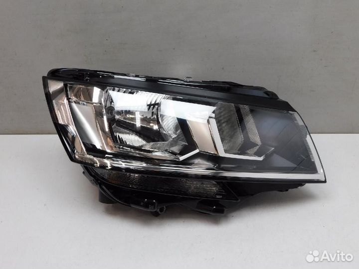 Фара правая Volkswagen California/Caravelle/Multiv