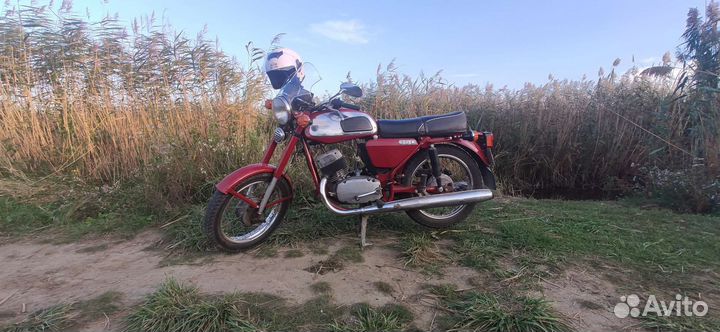 Здравствуйте, продам Яву 634 1984 с коляской живой