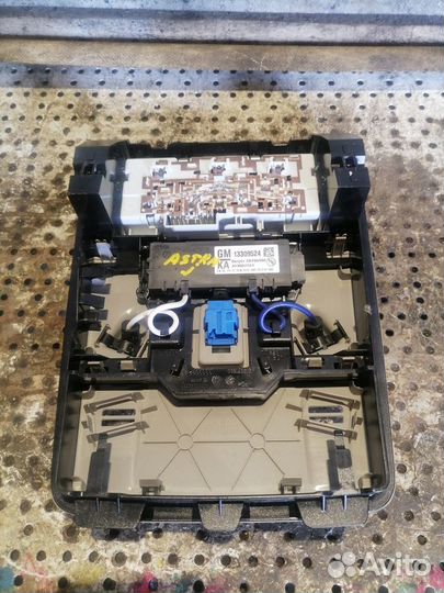 Плафон салонный Opel Astra J