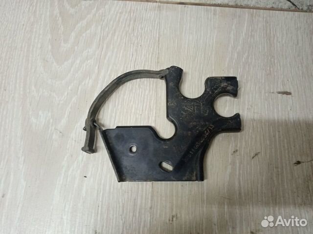 Кронштейн Renault duster