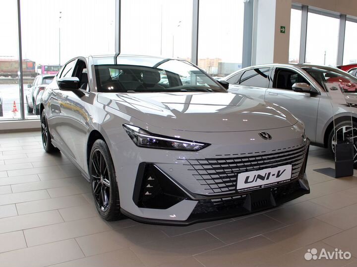 Changan UNI-V 1.5 AMT, 2023