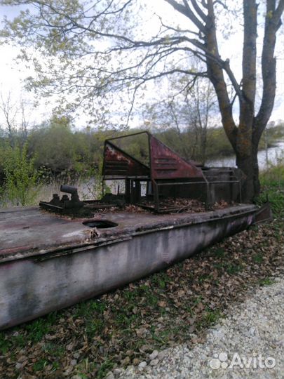 Катер Аврора