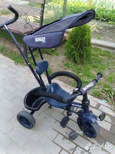 Трехколесный велосипед с родительской ручкой